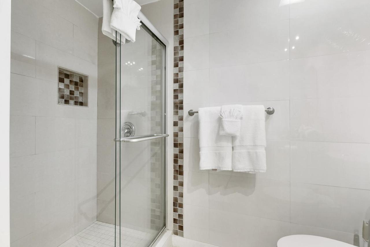 Newly Decorated Condo In Beautiful Beachfront Resort South Padre Island Eksteriør billede